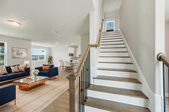 Building Photo - 764 Lake Lacosta Dr