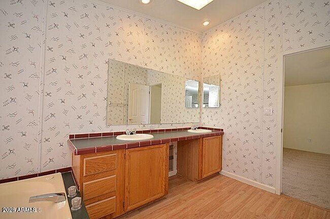 Building Photo - 18234 E County Down Dr