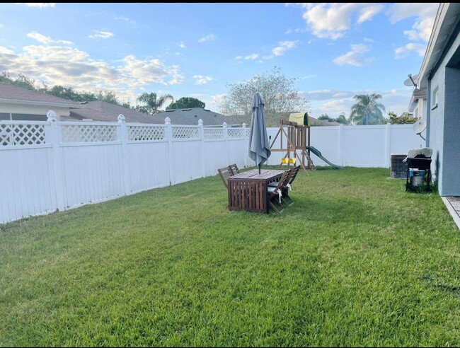 Building Photo - 4441 Havelocke Dr