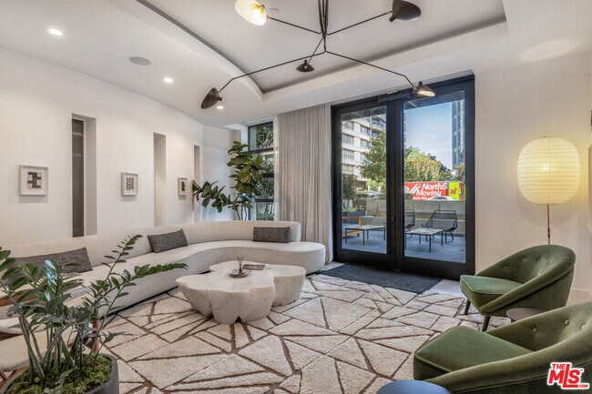 Building Photo - 10777 Wilshire Blvd