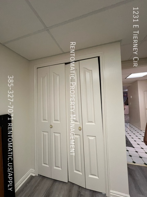 Building Photo - 1231 Tierney Cir