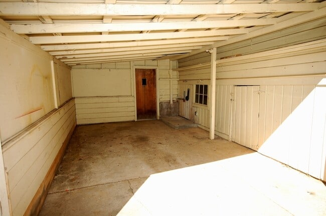 Building Photo - 53 Randolph St