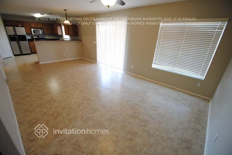 Building Photo - 328 E March St