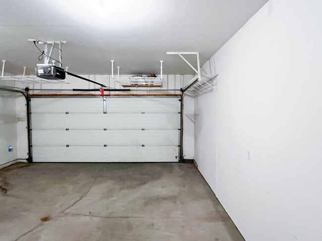 Building Photo - 6733 Snow Goose Cir