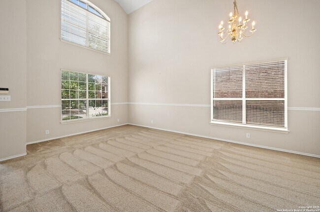 Building Photo - 207 Verde Ridge