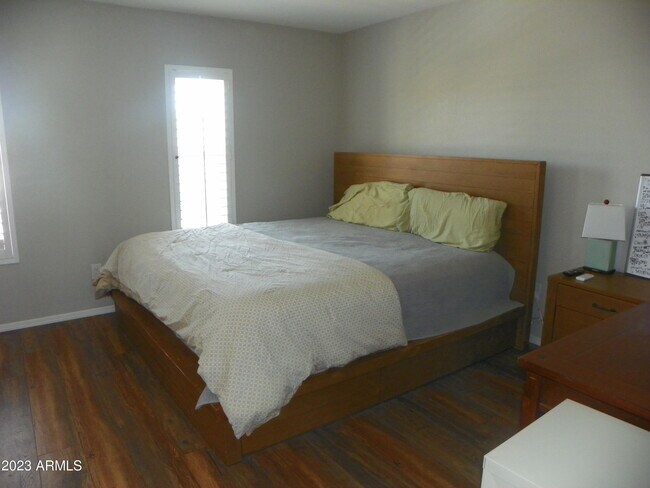 Building Photo - 4926 N 74th St