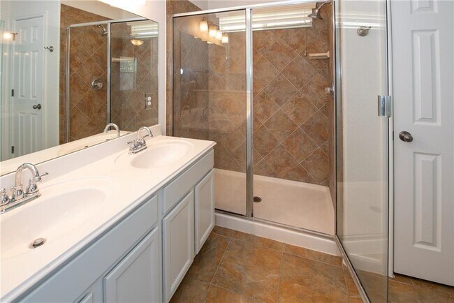 Building Photo - 30118 Diamond Dove Trail