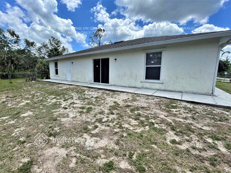 Building Photo - 908 Biscayne Dr