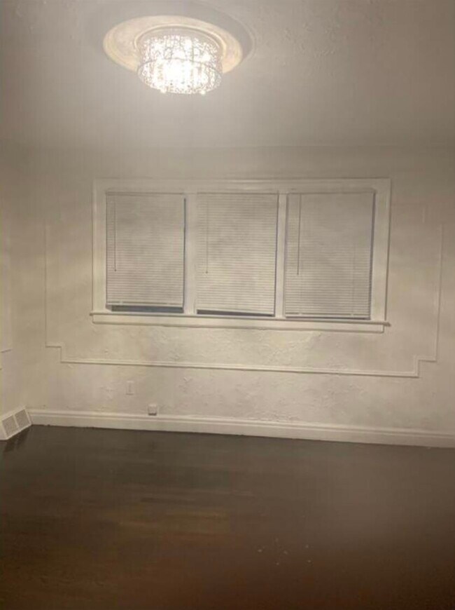 Building Photo - 17139 Prairie St