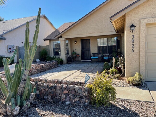 Building Photo - STUNNING REMODEL COMING SOON