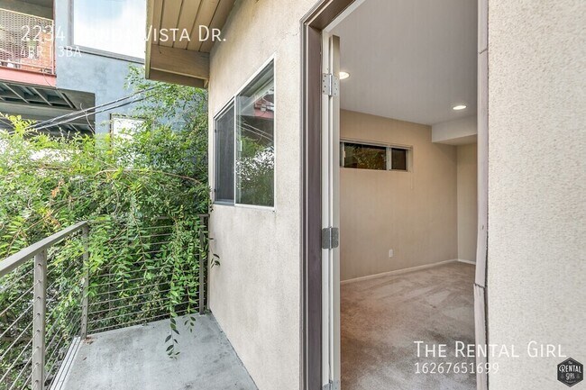 Building Photo - 2234 Ronda Vista Dr