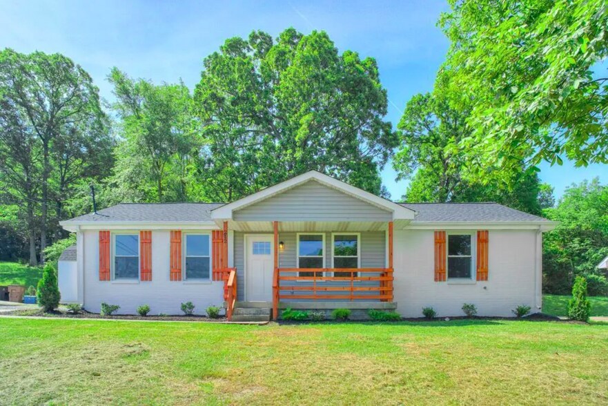 Building Photo - 212 Broadmoor Dr