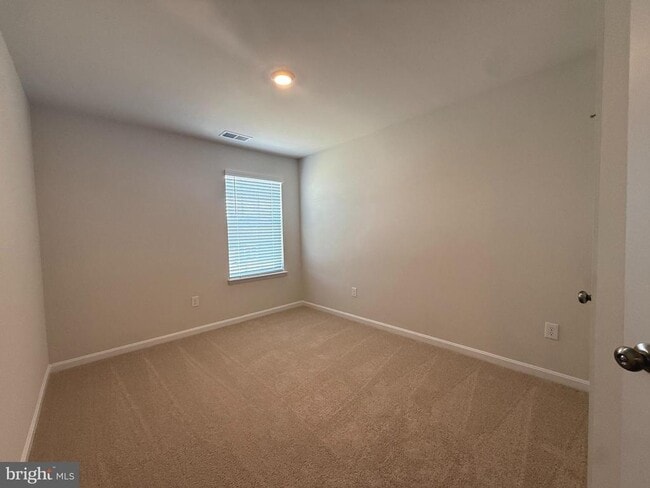 Building Photo - 345 Anconas Blvd