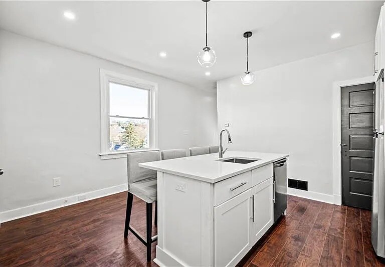 Building Photo - 3431 Duquesne Ave