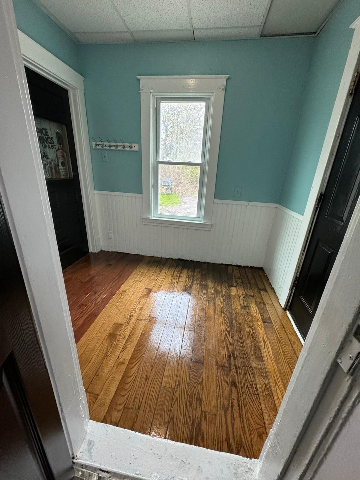 Bedroom - 2841 Macklem Ave