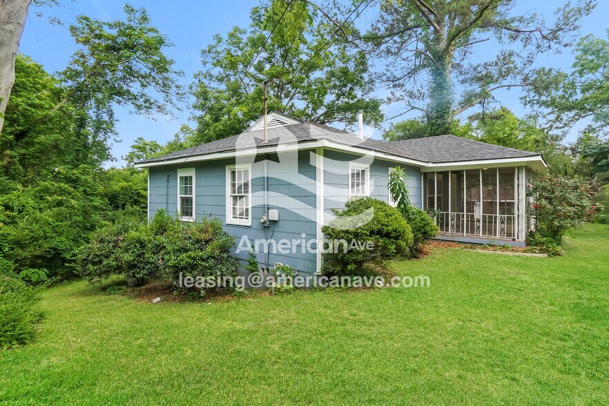 Building Photo - 1009 Ozark Ct