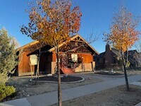 Building Photo - 812 Lander St