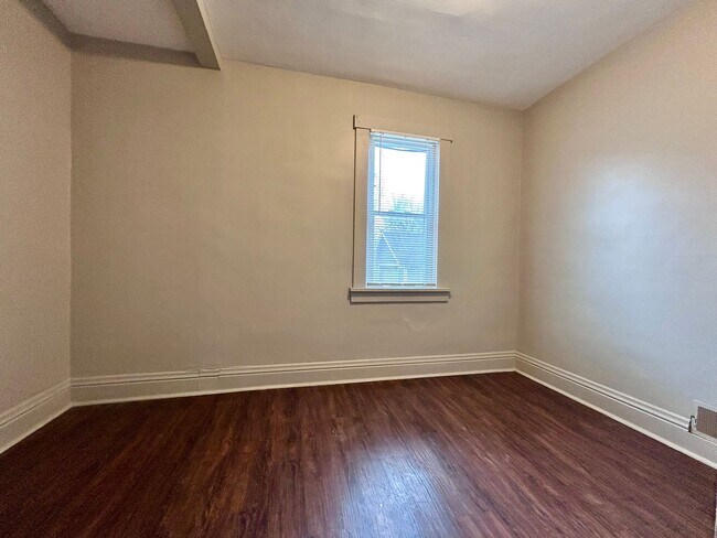 Building Photo - Two Bedroom Home in Muskegon