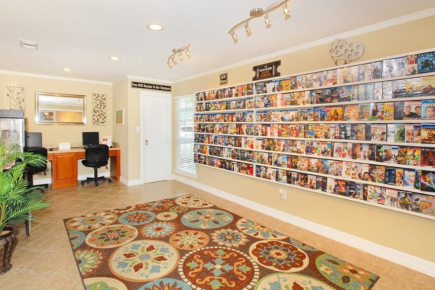 The Palms of Lake Jackson Apartments 440 Highway 332 Lake Jackson TX