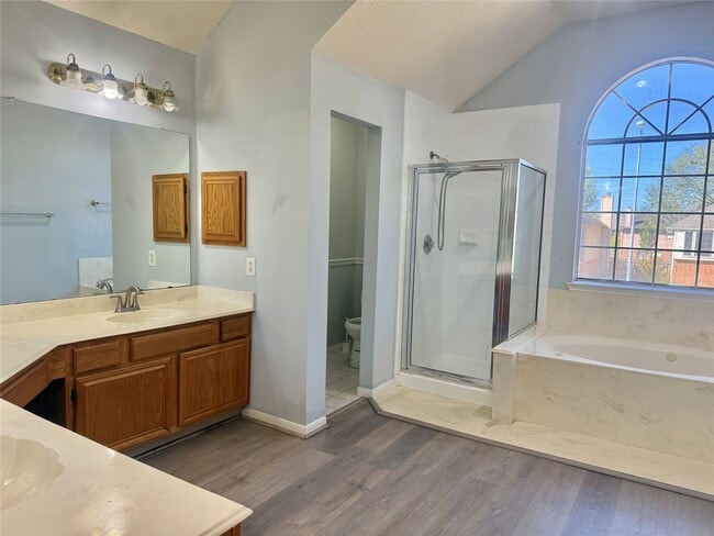 Building Photo - 8819 Diamond Lake Ln