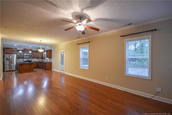 Building Photo - 24 Nassau Ln