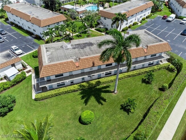 Building Photo - 240 N Collier Blvd