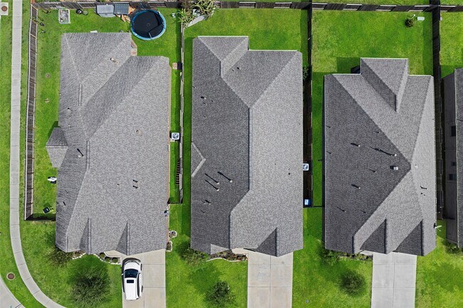 Building Photo - 1346 Mystic River Ln