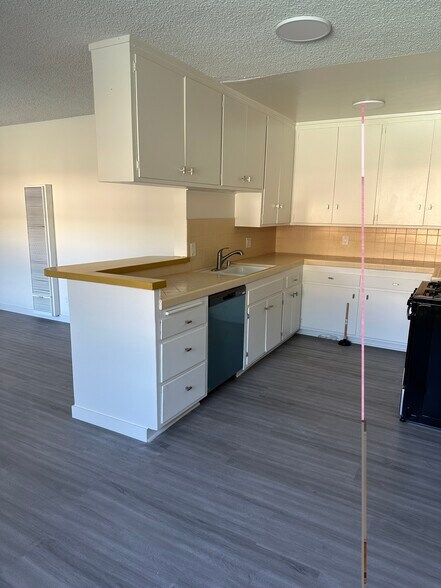 Building Photo - 4785 Don Miguel Dr
