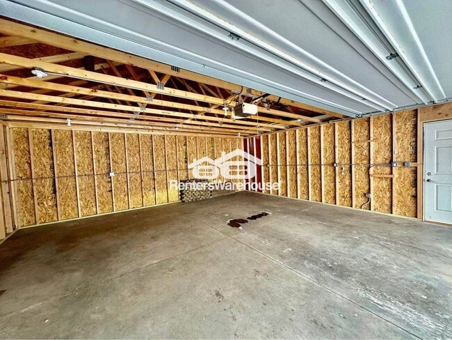 Building Photo - 1805 57th Pl