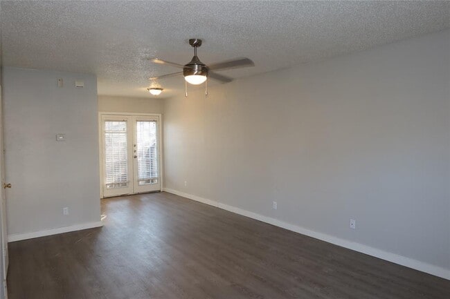 Building Photo - 2005 Glen Allen St