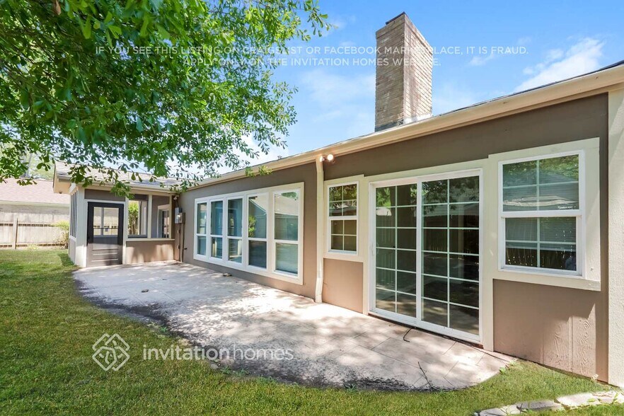 Building Photo - 4515 Hidden Springs Dr