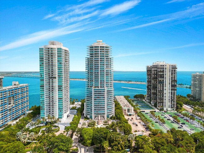 Primary Photo - 2127 Brickell Ave