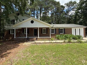 Building Photo - Stunning 3BD*, 4.5BA Clayton Home on a 0.7...