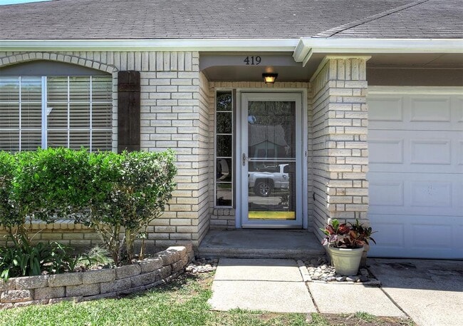 Building Photo - 419 Heatherwood Ct