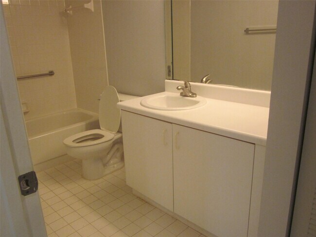 Building Photo - 7719 Trent Dr