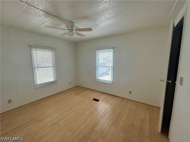 Building Photo - 130 Grassy Key Ln