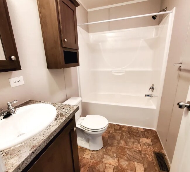 Building Photo - 9791 Spinnaker Dr