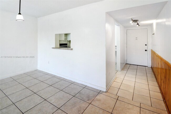 Building Photo - 11905 NE 2nd Ave