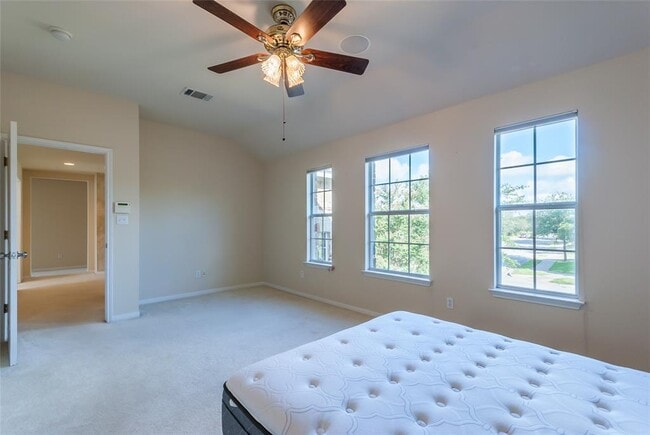 Building Photo - 1101 Hidden View Pl