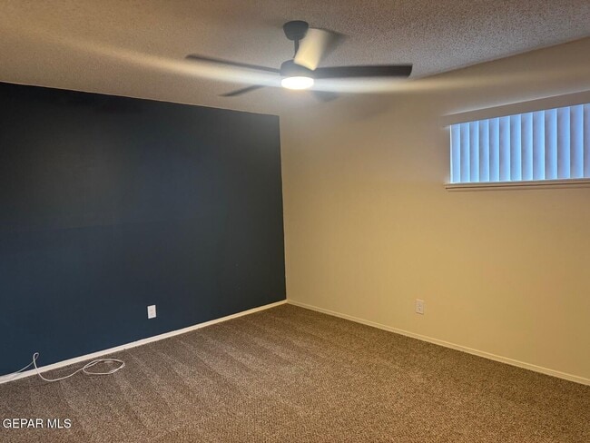Building Photo - 8800 Sampson Ct