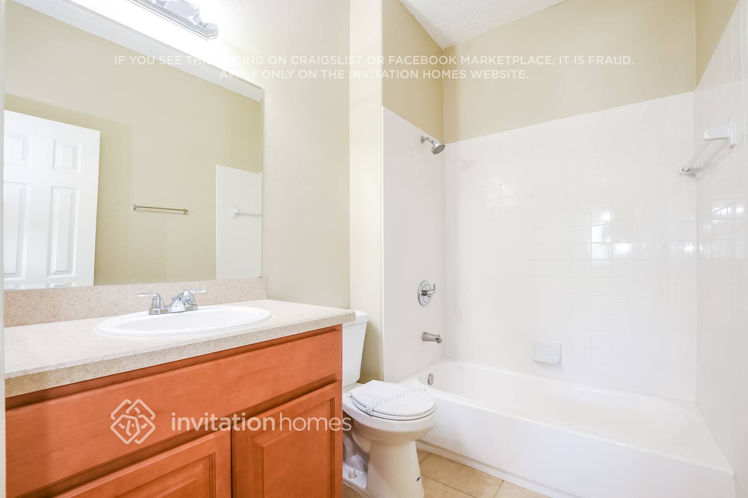 Building Photo - 371 Pebble Ct