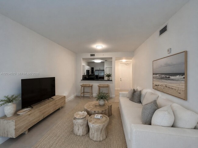 Building Photo - 652 NE 63rd St