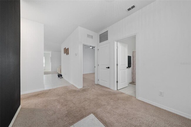 Building Photo - 5864 Bovine Dr