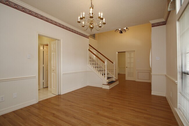 Building Photo - 13618 Shadow Falls Ct