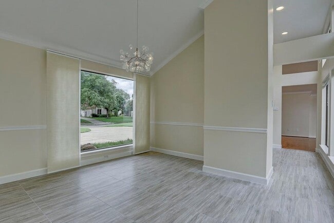 Building Photo - 13819 Starhill Ct