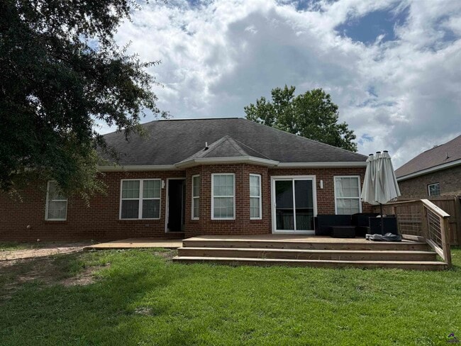 Building Photo - 133 Manchester Ln