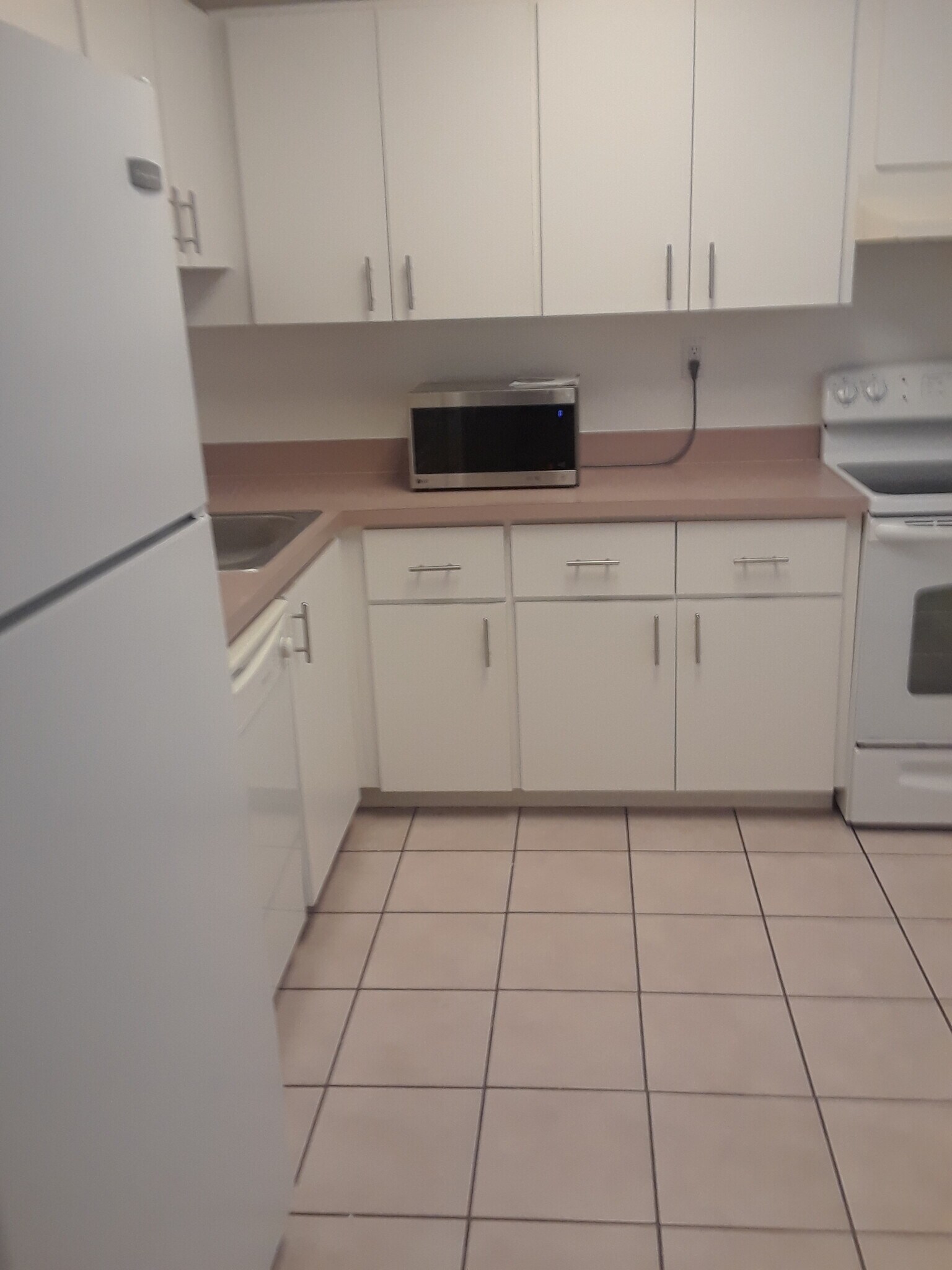 Kitchen - 8103 Camino Real