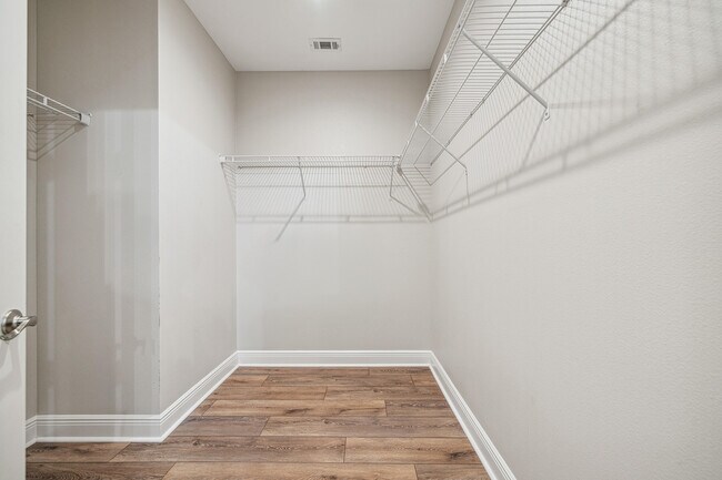 Building Photo - 1513 23rd St