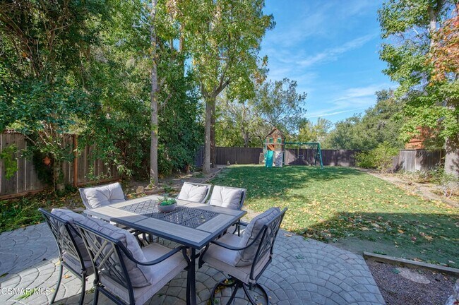 Building Photo - 4345 Willow Glen St