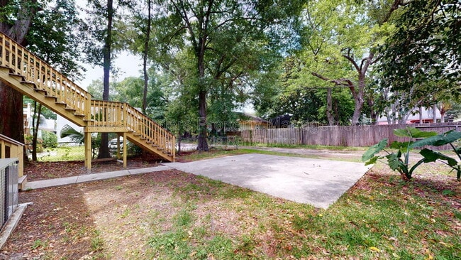 Building Photo - 2803 College St